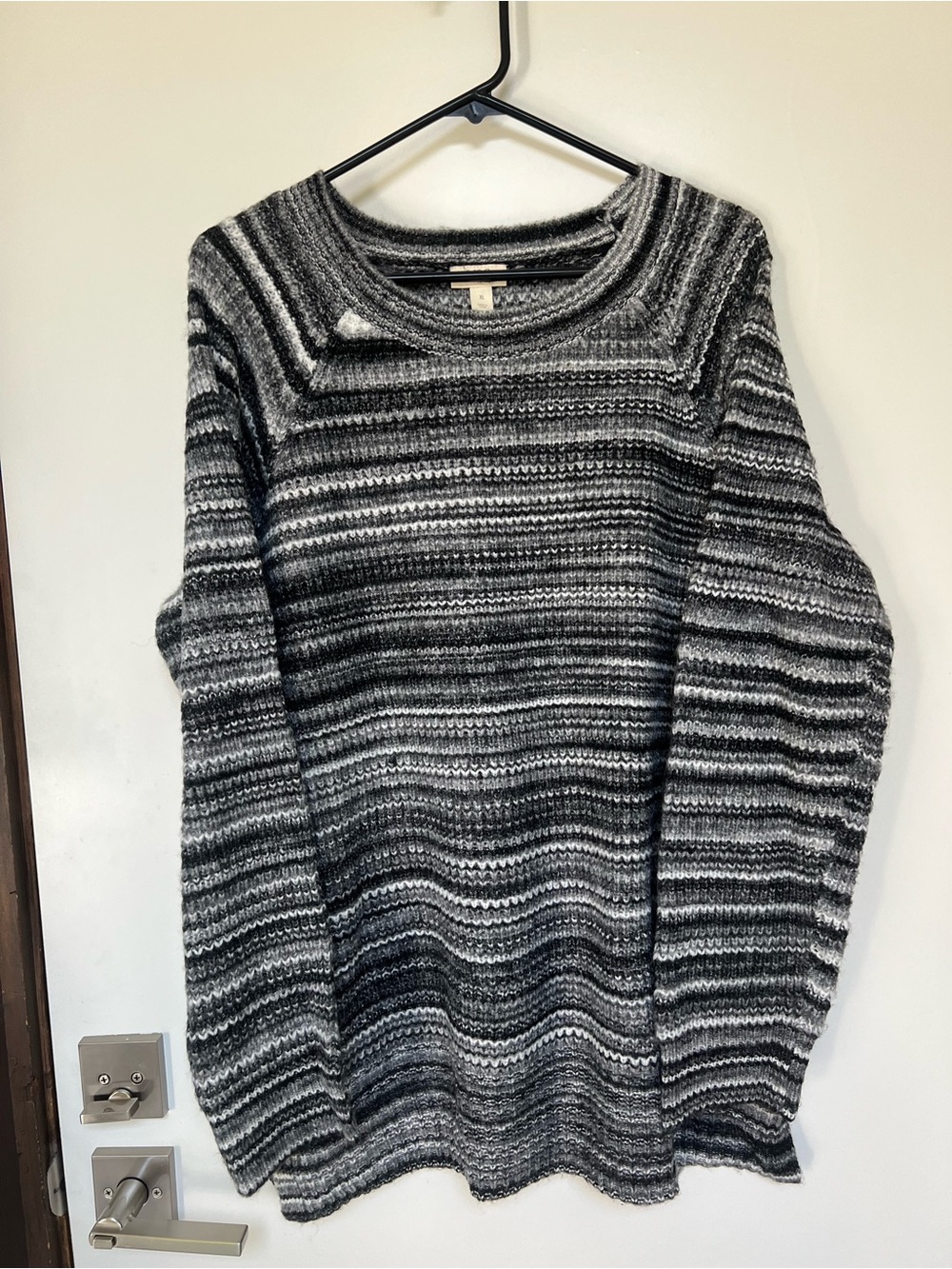 a.n.a Women's Black & Gray Striped Crewneck Sweater